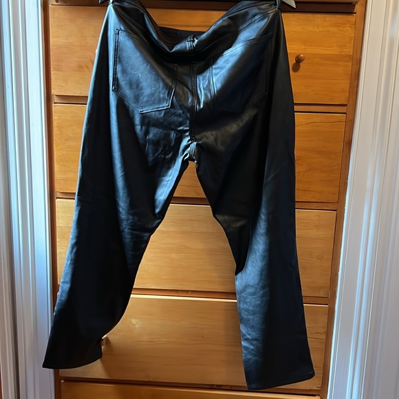 Gap High Rise Vintage Slim Vegan Leather Pants - Picture 5 of 5